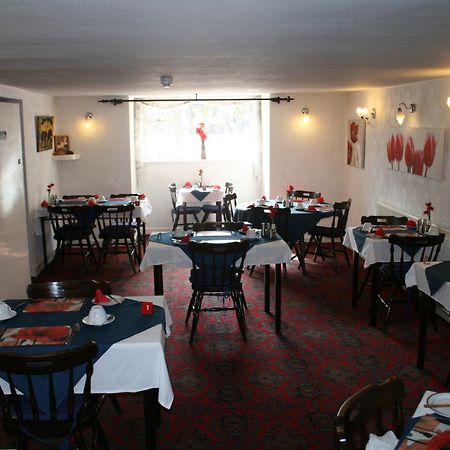The Fairmile Bed & Breakfast Lytham St Annes Ngoại thất bức ảnh