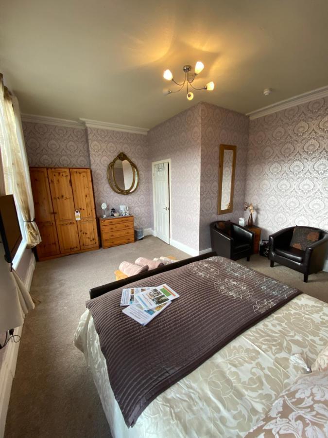 The Fairmile Bed & Breakfast Lytham St Annes Ngoại thất bức ảnh