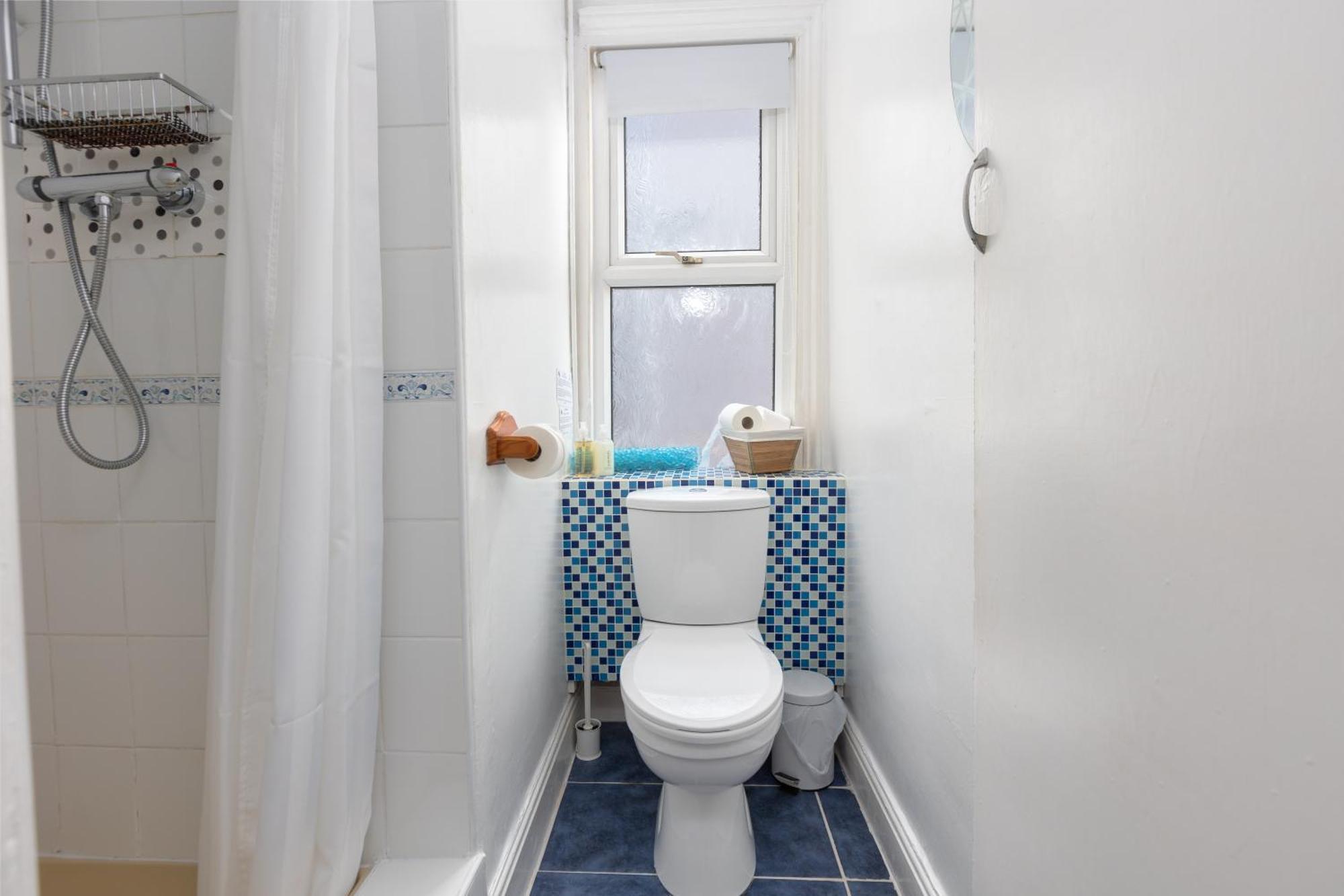 The Fairmile Bed & Breakfast Lytham St Annes Ngoại thất bức ảnh