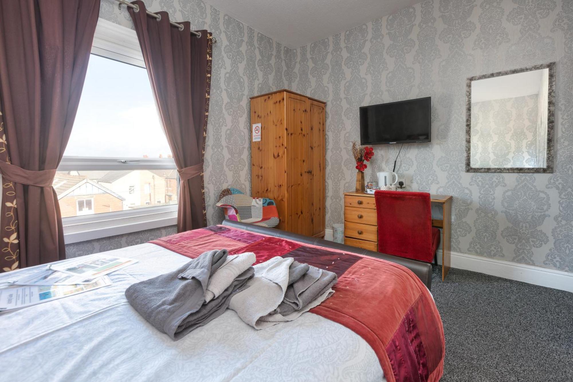 The Fairmile Bed & Breakfast Lytham St Annes Ngoại thất bức ảnh