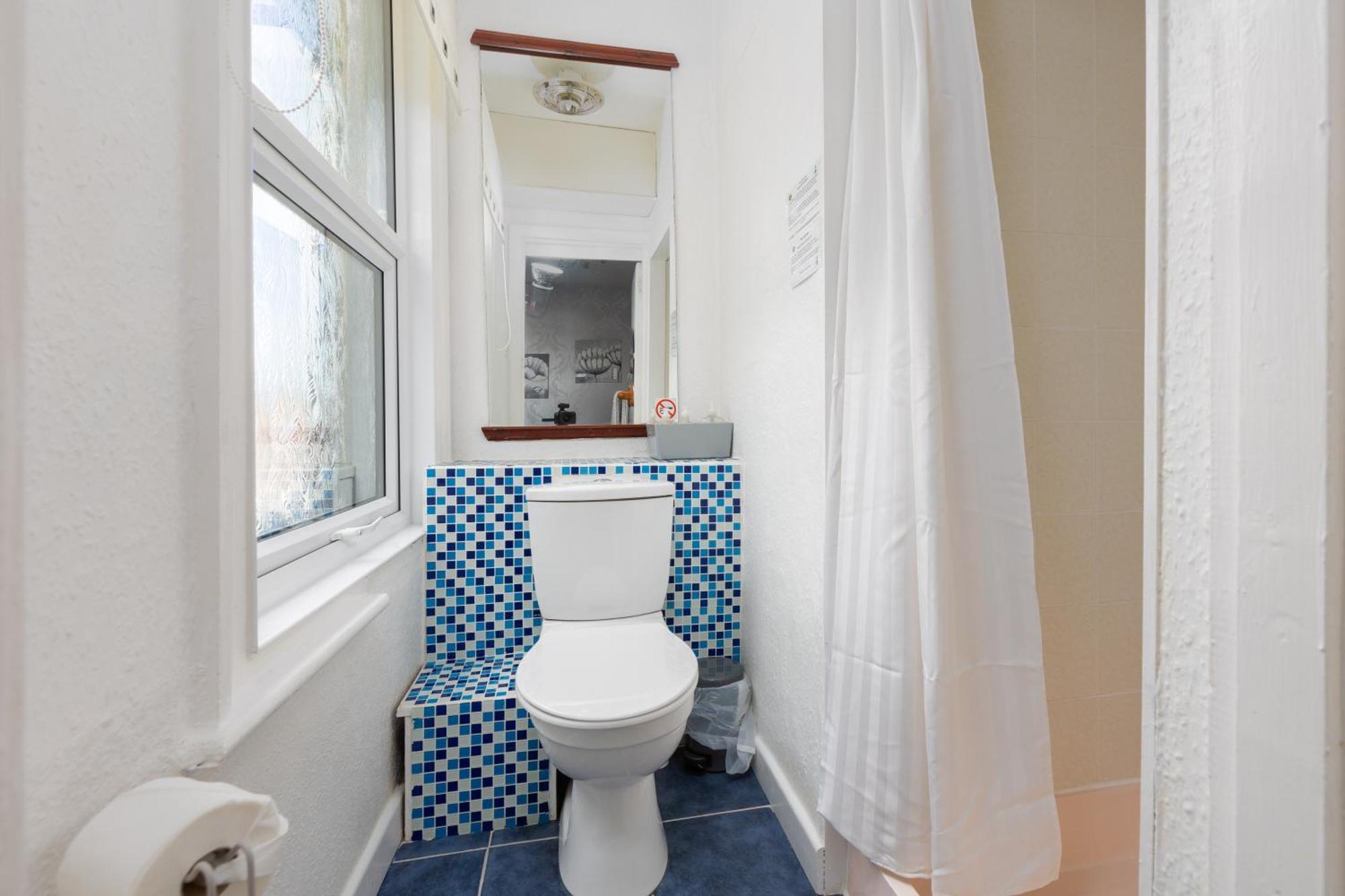 The Fairmile Bed & Breakfast Lytham St Annes Ngoại thất bức ảnh