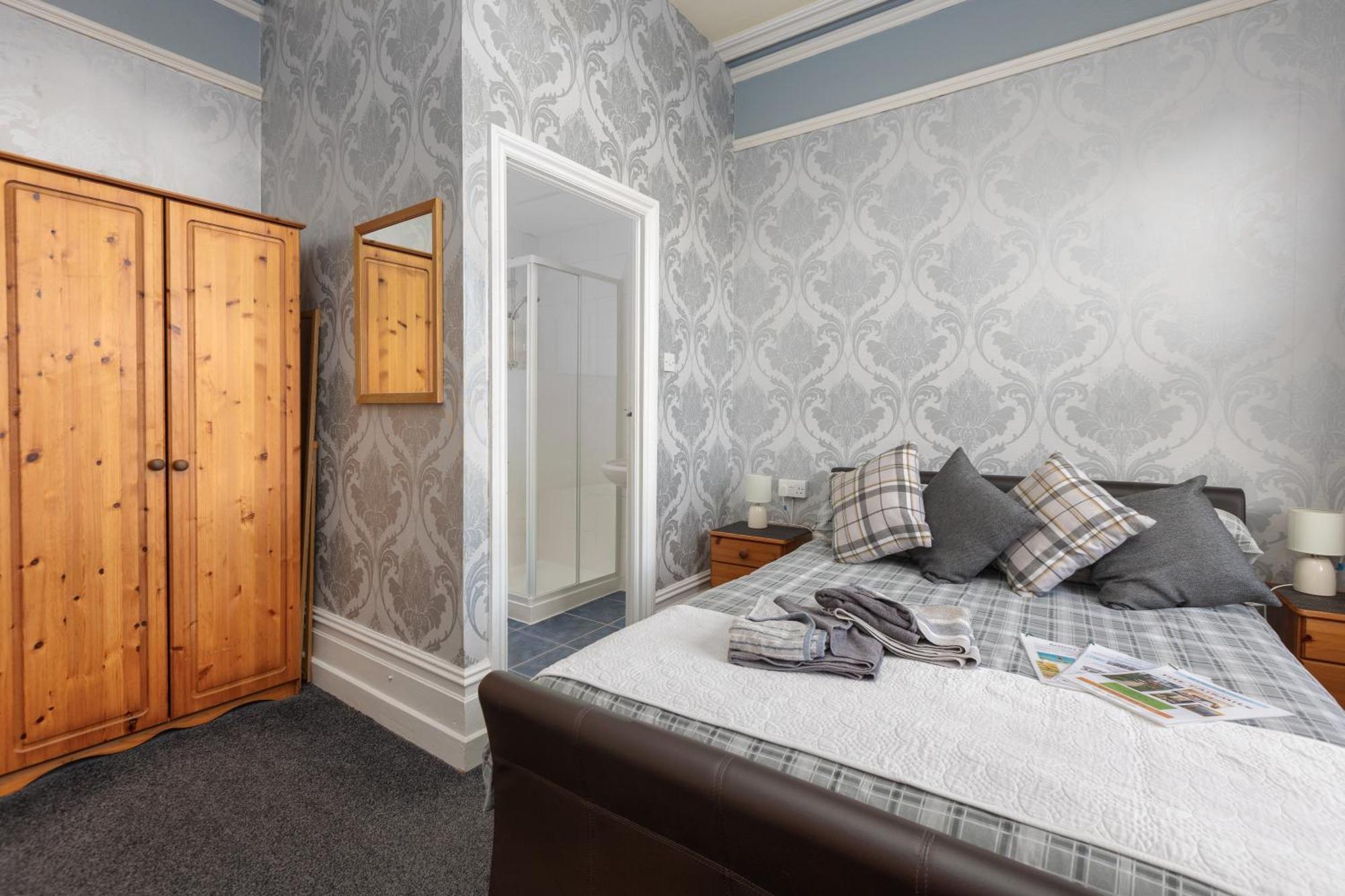 The Fairmile Bed & Breakfast Lytham St Annes Ngoại thất bức ảnh