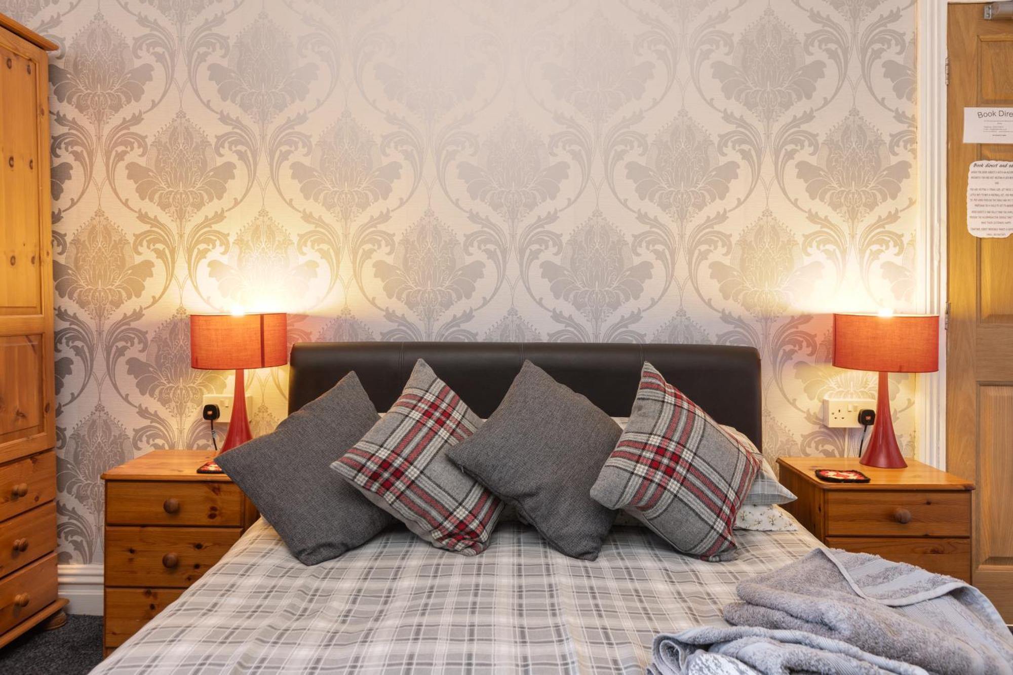 The Fairmile Bed & Breakfast Lytham St Annes Ngoại thất bức ảnh