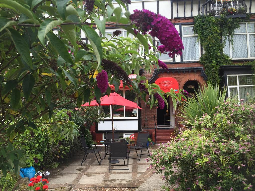 The Fairmile Bed & Breakfast Lytham St Annes Ngoại thất bức ảnh